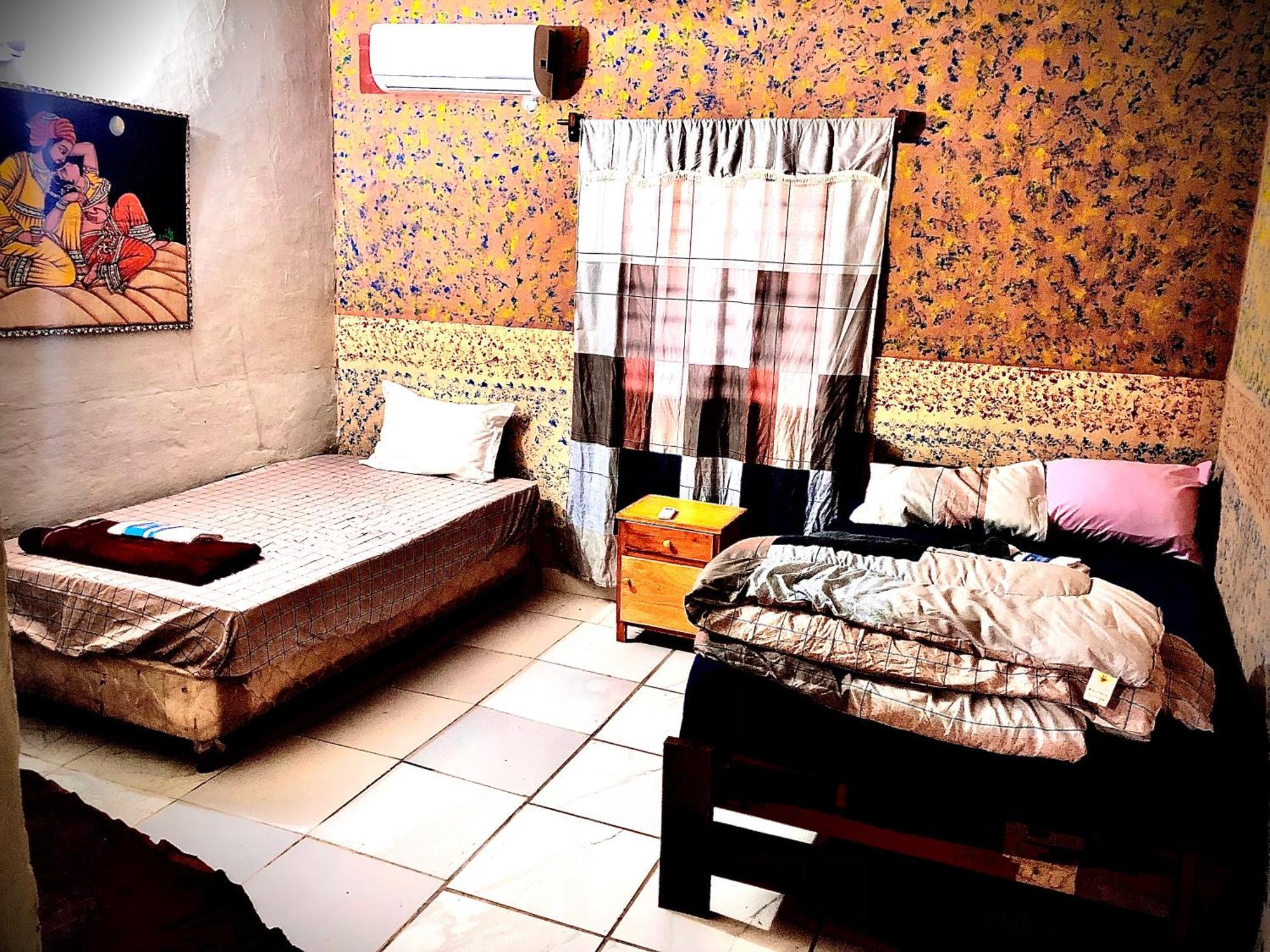 Bed and Breakfast La Escala Aeropuerto Luque Exterior foto